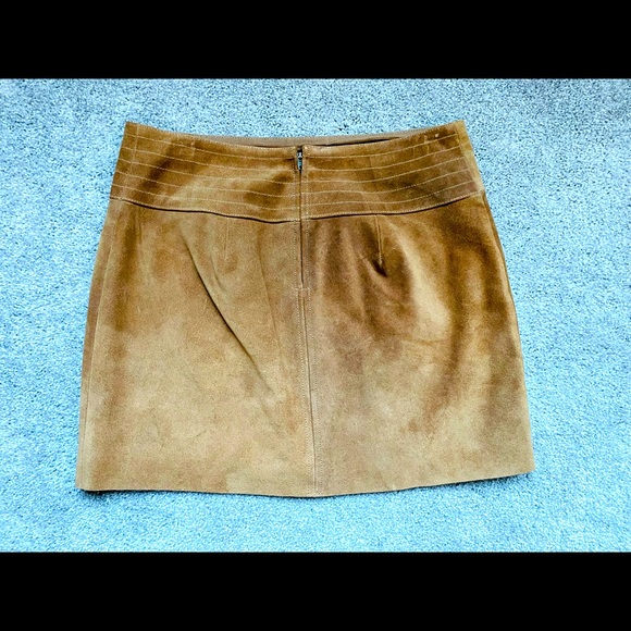 Free People 100% cow suede mini skirt size 8 worn once fully lined - Picture 4 of 9